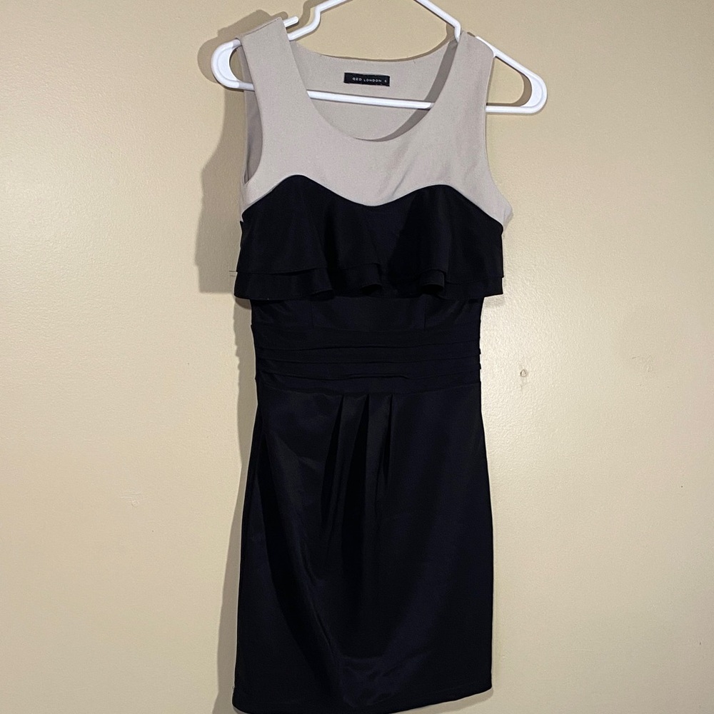 QED London Black & Cream Colorblock Ruffle Sheath Dress | Small - Picture 2 of 15